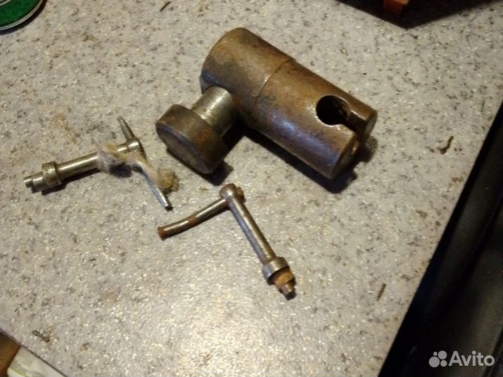 Замок для гаража