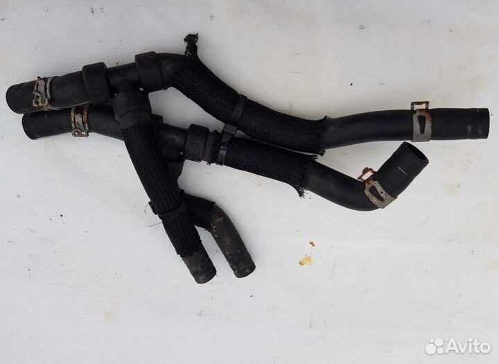 Патрубки отопителя Ford Explorer 5 BB5Z 184 105777