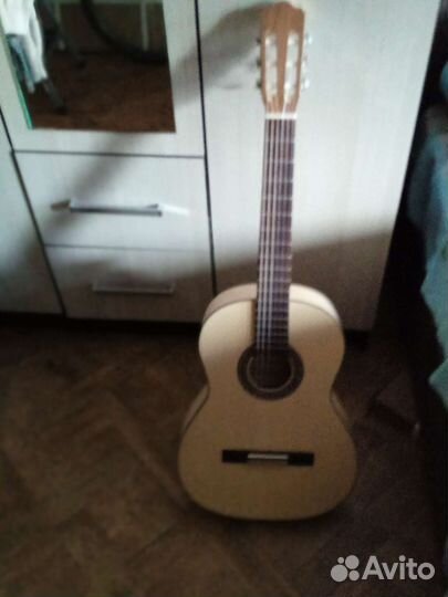 Гитара кремона