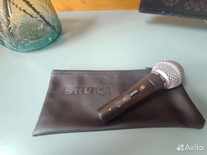 Профессиональный микрофон Shure SM58
