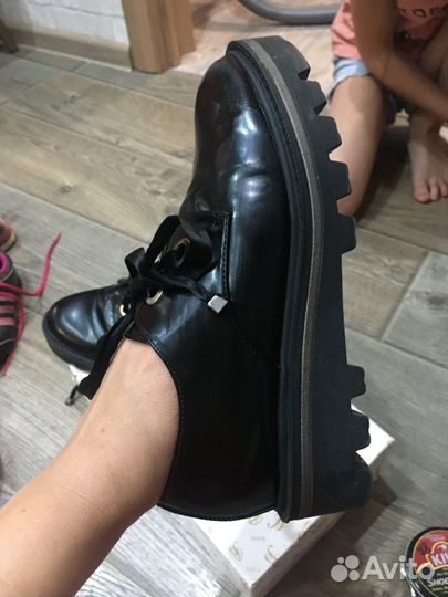 Ботинки туфли