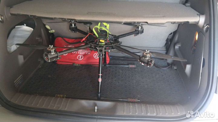 Квадрокоптер дрон долголет