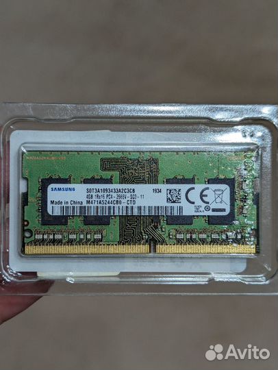 Samsung 4 гб DDR4 2666 мгц sodimm CL19 M471A5244CB