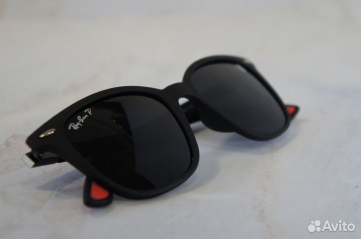 Солнцезащитные очки ray ban ferrari