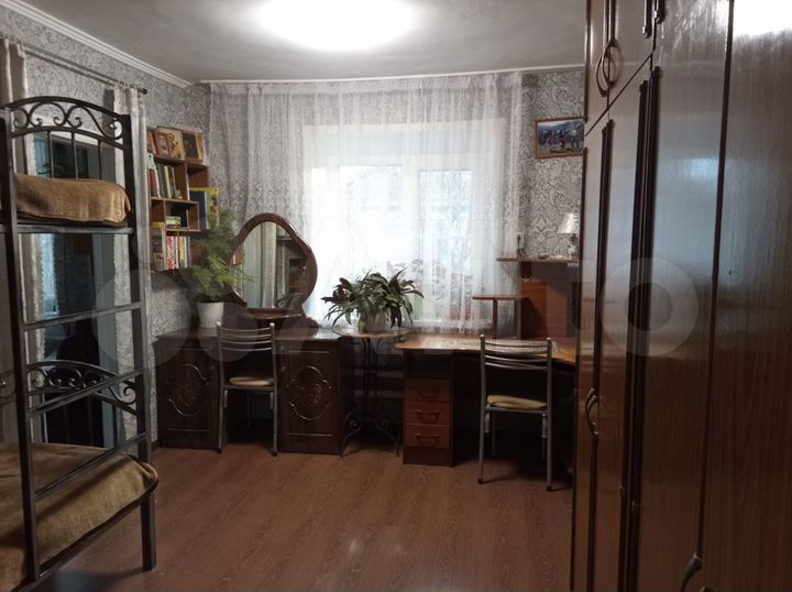 Дом 32 м² на участке 8 сот.