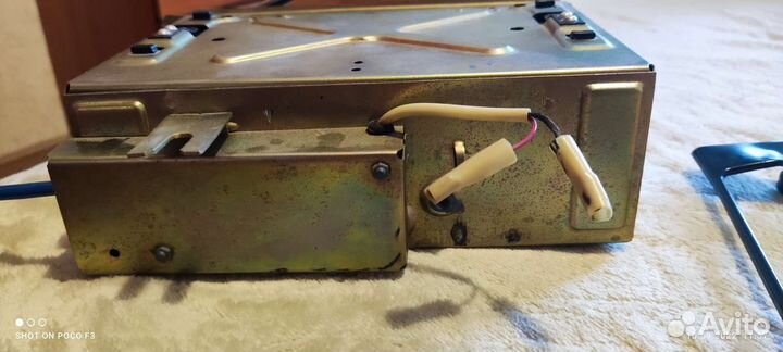 Радиоприëмник Урал-Авто-2