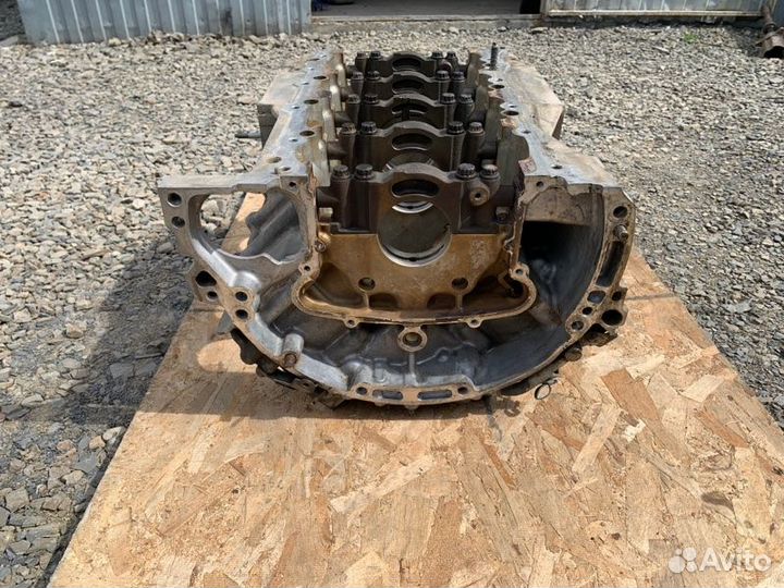 Блок двигателя Lexus Ls460 седан 1urfse 2007