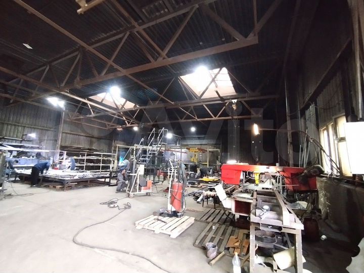 Склад, 684 м²