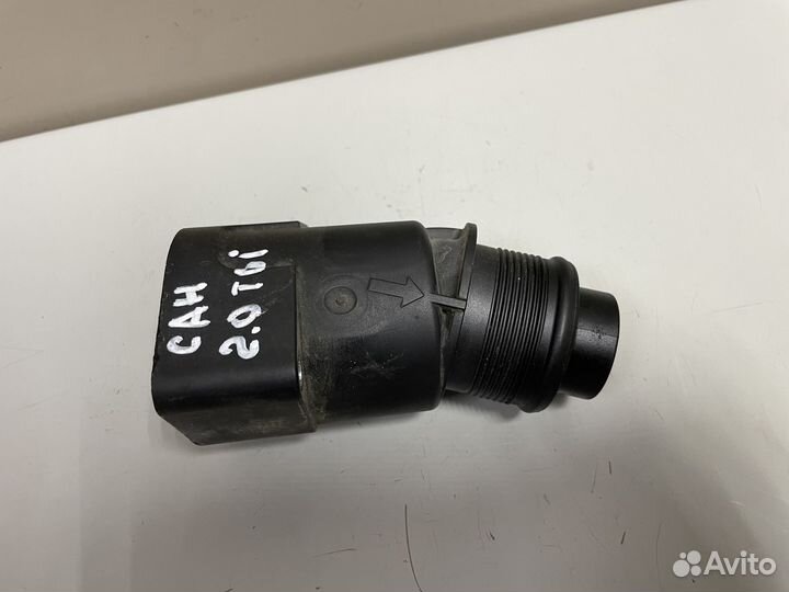 Патрубок турбины Audi A6 4F C6 2.0 TDI