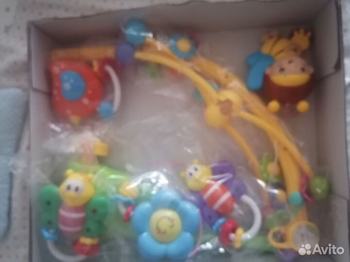 Мобиль в кроватку музыкальный