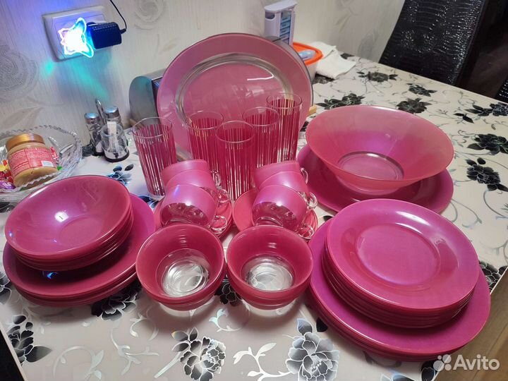 Набор столовой посуды на 6 персон