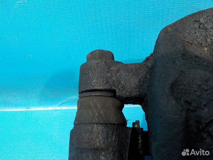 Тормозной суппорт передний левый KIA Sorento 1 200