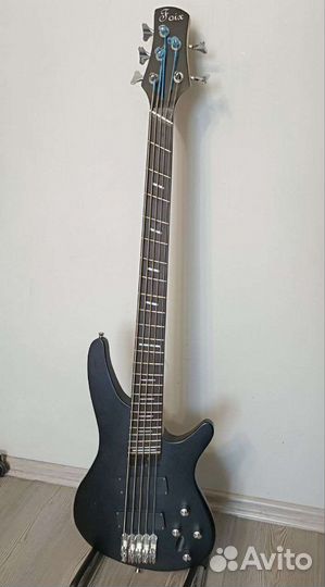 Бас гитара 5 струн обмен или продажа