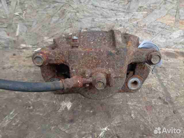 Суппорт передний правый Kia Sorento 2 XM