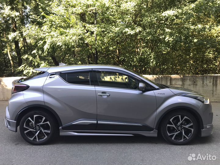 Toyota C-HR 1.8 AT, 2017, 120 000 км