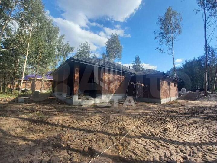 Коттедж 118 м² на участке 8 сот.