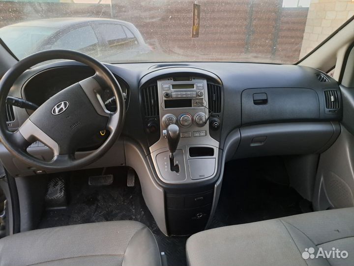 Hyundai Grand Starex 2.5 AT, 2011, 267 500 км