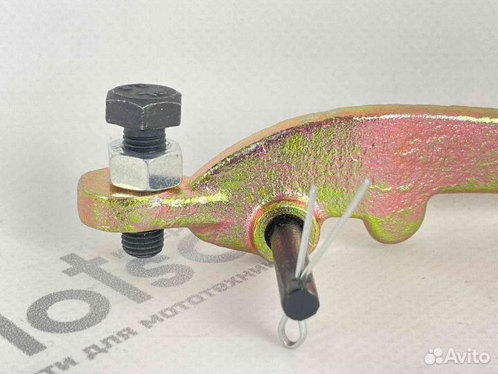 Рычаг выжима сцепления коробки Днепр