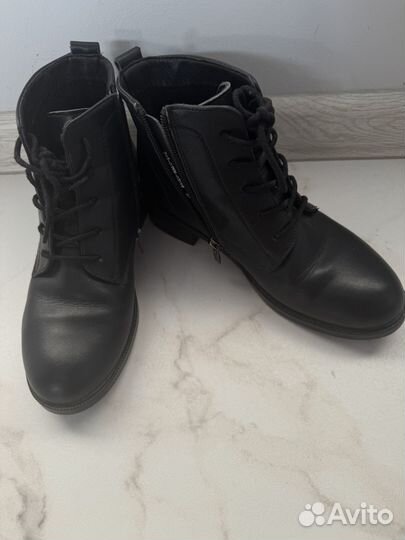 Ботинки женские демисезонные 37 размер