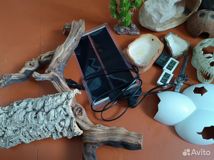 Продам наполнение для террариума