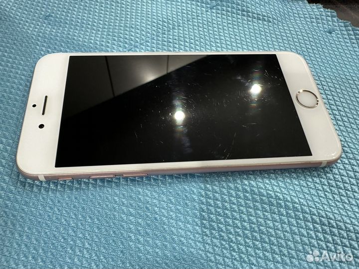 iPhone 6S, 64 ГБ