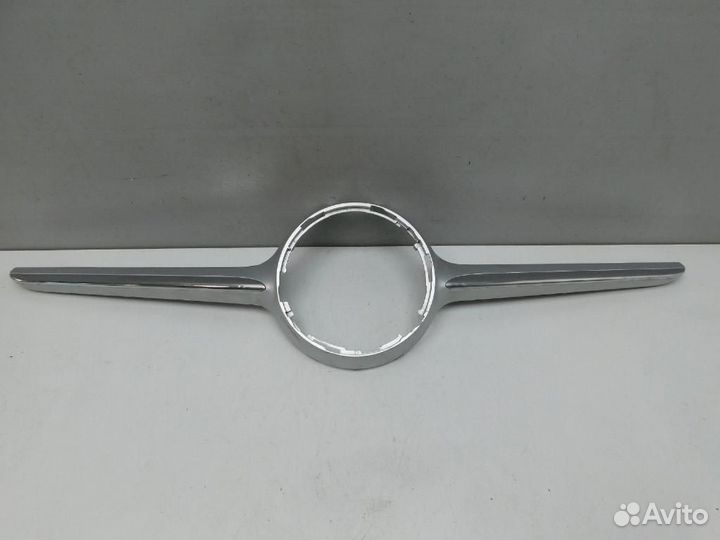 Накладка на решетку радиатора Mercedes-Benz E-Clas