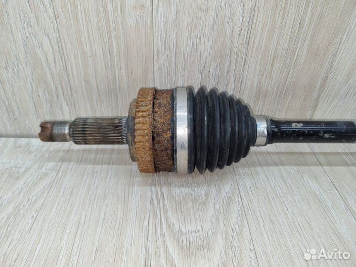 Привод полуось передний левый Hyundai Ix35