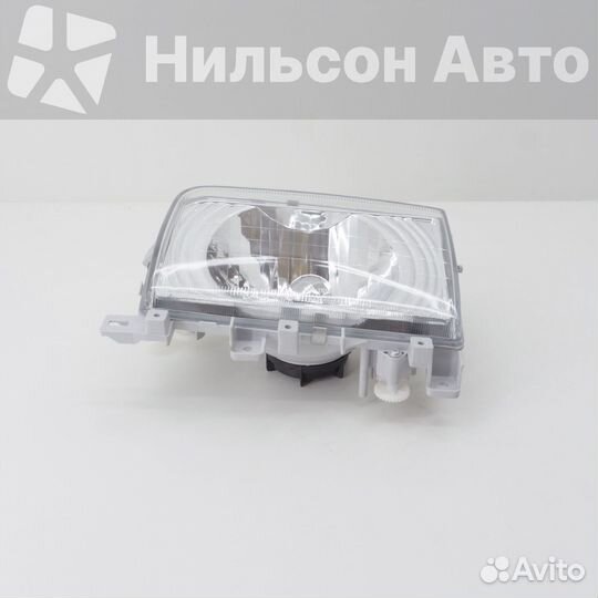 Фара nissan atlas F23, 1991-1998 г хрусталь левая