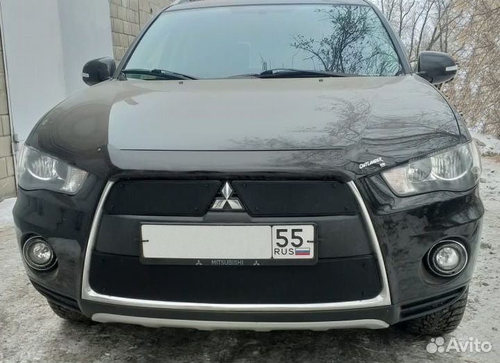 Mitsubishi Outlander II рестайлинг зимняя заглушка