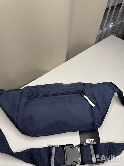 Поясная сумка Nike