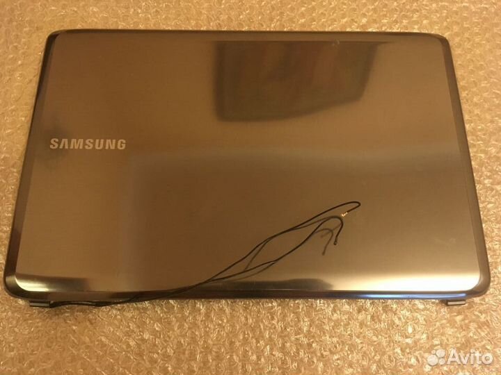 Крышка матрицы ноутбука samsung R525, R528, R530