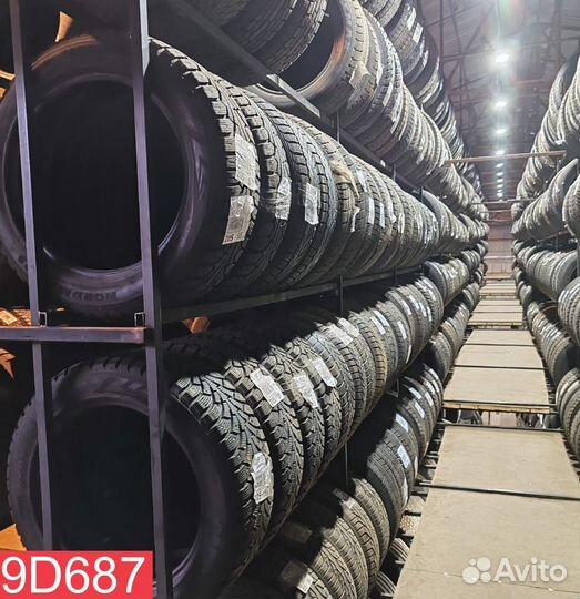 Goodyear Ultragrip Ice Arctic 215/65 R17 96N