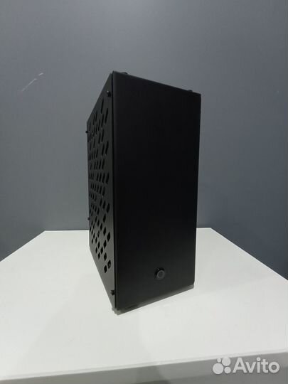 Системный блок mini Itx