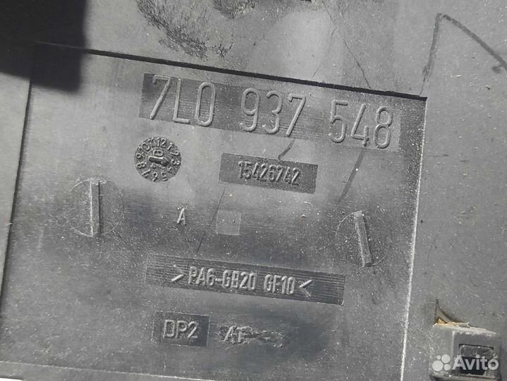 Блок предохранителей акб VW Touareg 7L