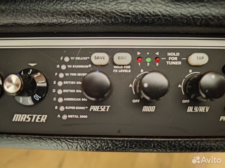 Fender Mustang 1 Комбоусилитель для гитары комбик