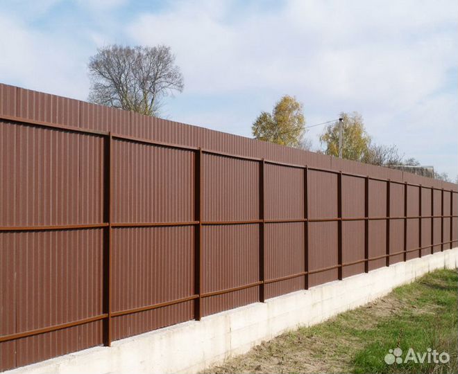 Установка заборов из профнастила