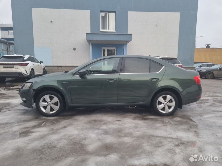 Skoda Octavia 1.8 AMT, 2020, битый, 47 000 км