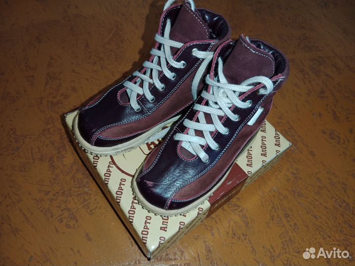 Ботинки ортопедические демисез. 24 размер