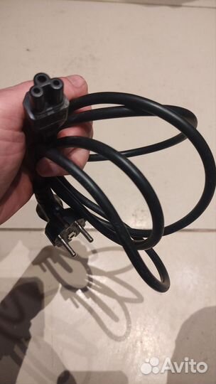 Кабели USB, питания, VGA, KVM