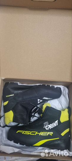 Лыжные ботинки fisher