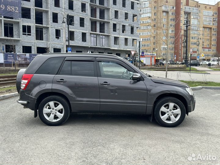 Suzuki Grand Vitara 2.4 AT, 2011, 195 000 км