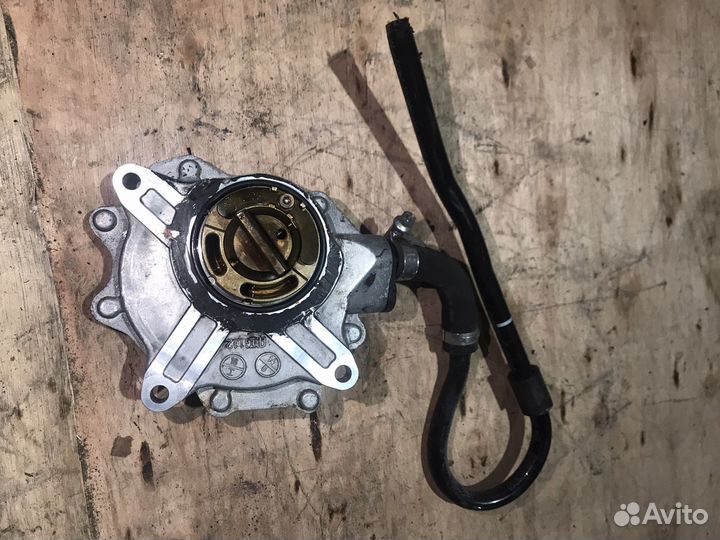 Вакуумный насос Bmw e90 n46 b20