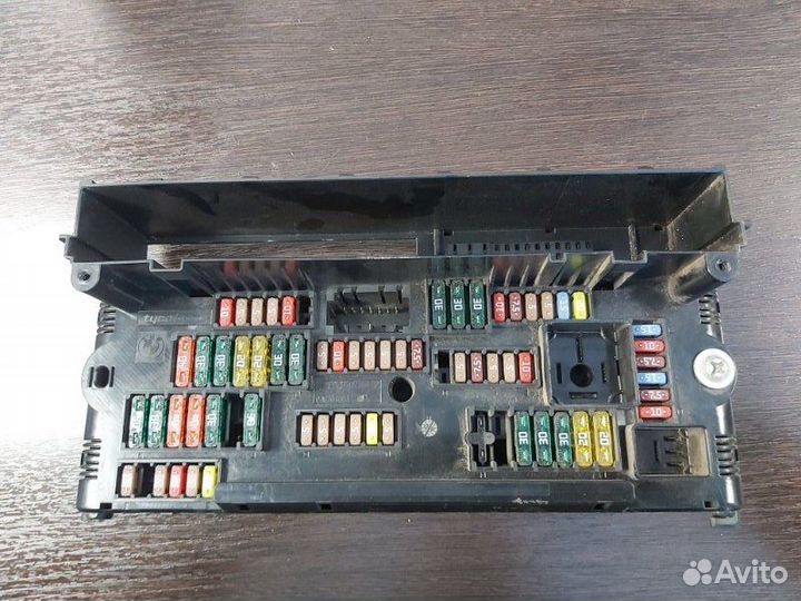 Блок предохранителей Bmw 530 D F10 N57D30 2010