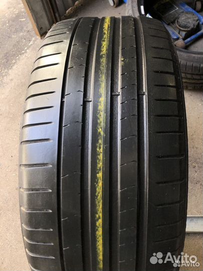 Pirelli P Zero PZ4 245/35 R20 95Y