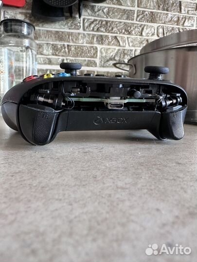 Джойстик xbox One