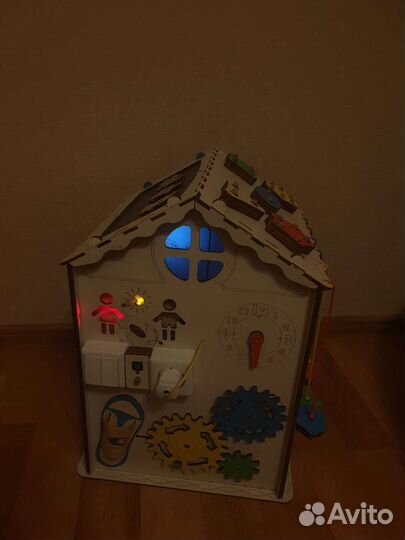 Бизиборд iwoodplay Бизидом