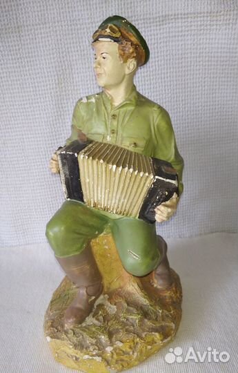 Статуэтка Иван Бровкин СССР