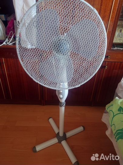 Вентилятор напольный