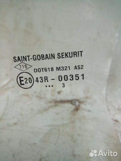 Стекло заднее правое Renault Sandero 2 K4M 2013