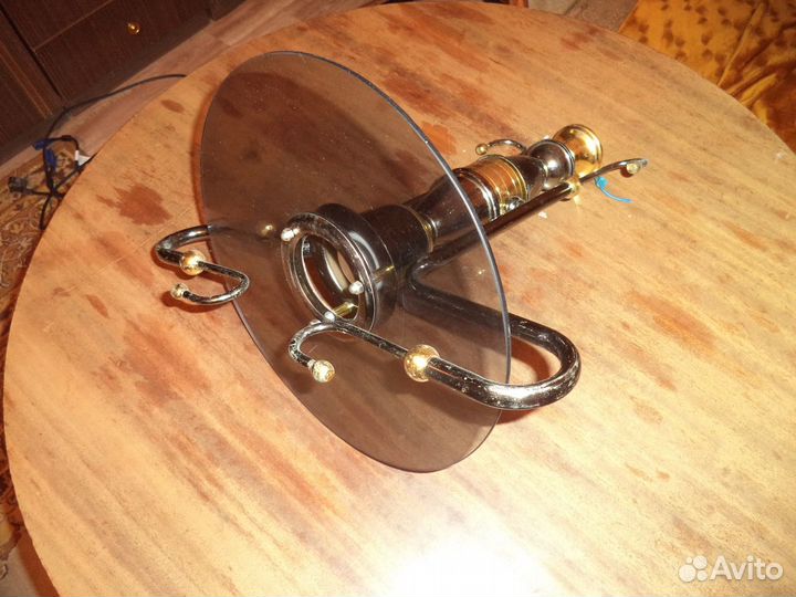 Светильник потолочный